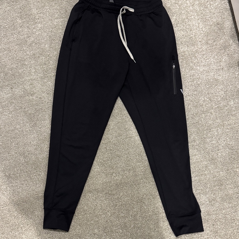 Vuori Men's Black Joggers with Drawstring